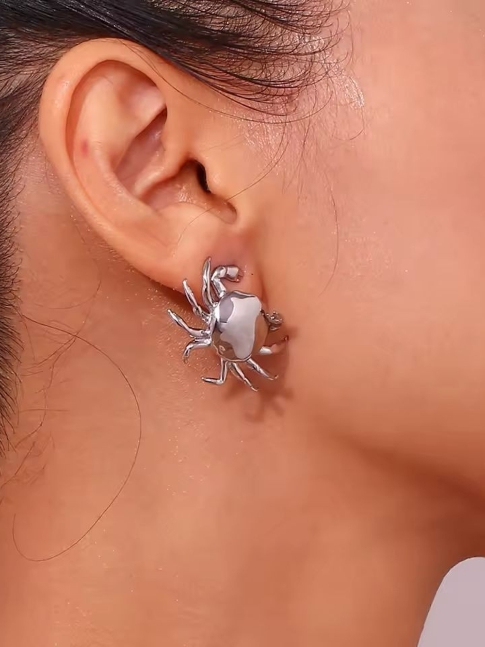 Silver Crab Stud Earrings